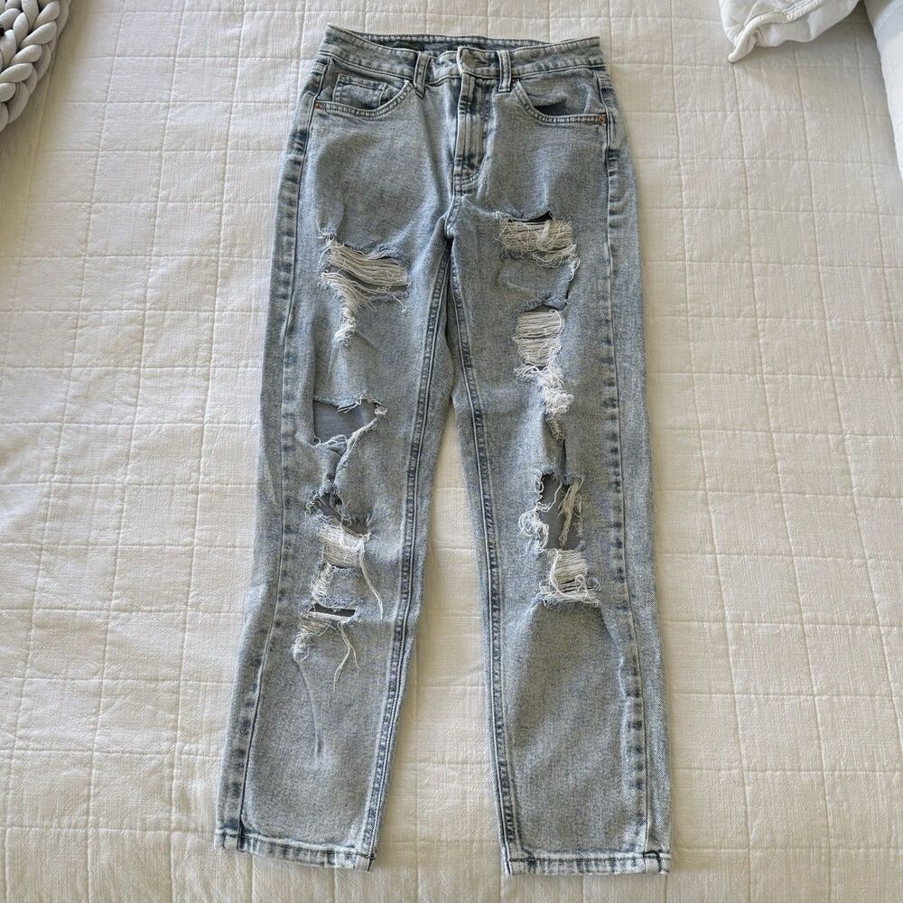 Wild Fable Women’s Highest Rise Mom Jeans Light Wash Distressed Size 0